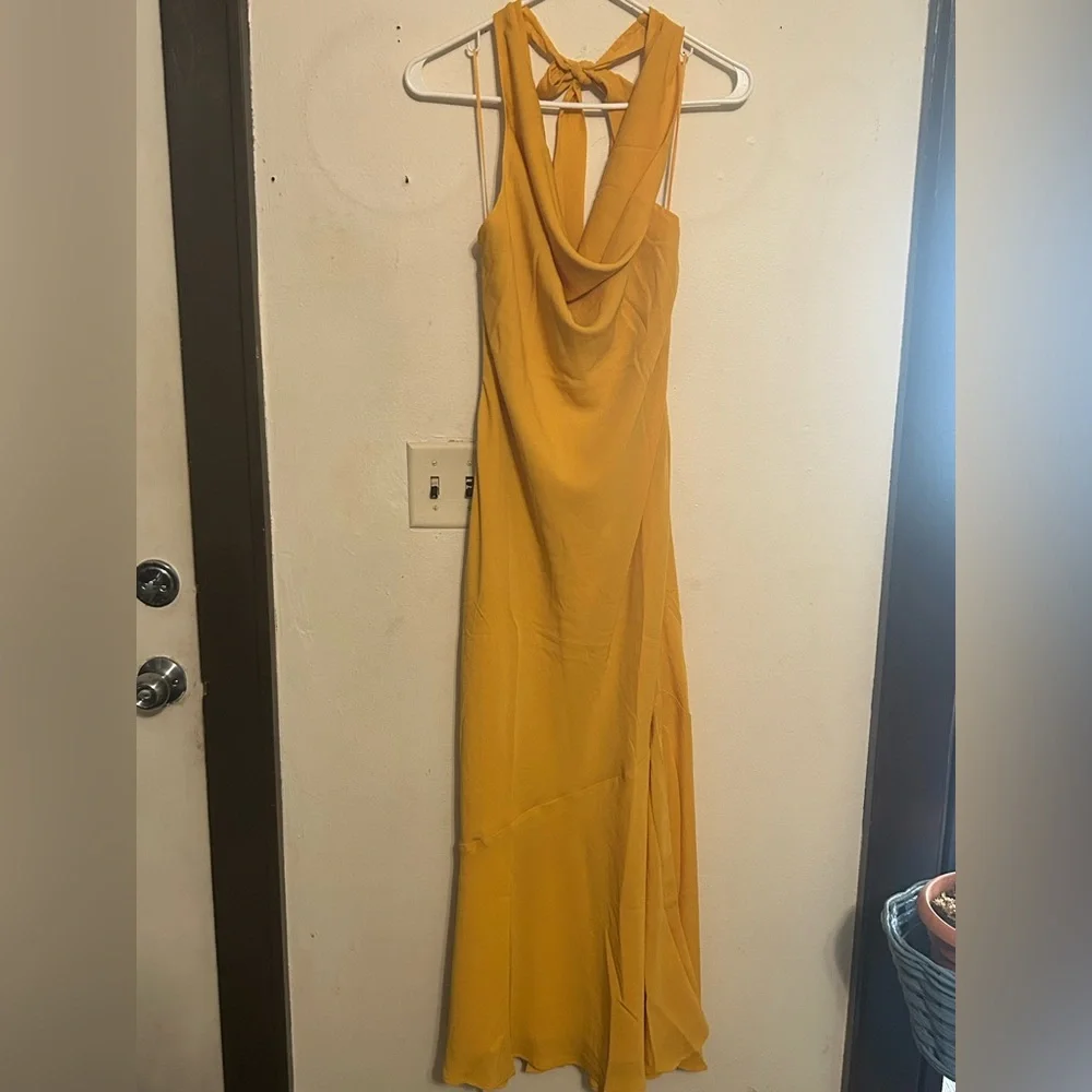 Abercrombie & Fitch / Cowl Neck Halter Maxi Dress Yellow Small